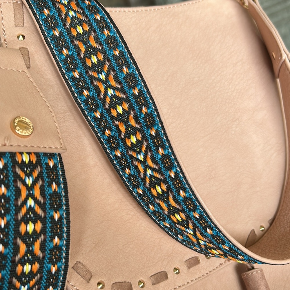 Steve Madden Crossbody Saddle Bag Purse NWOT It’s between tan and cream Pretty! - Picture 13 of 15